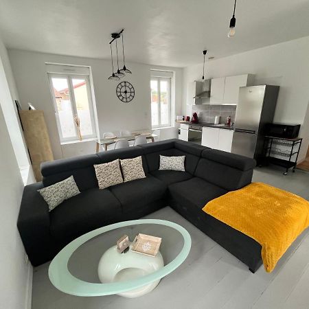 Apartmán Gite De La Gare - Avec Parking Hesdigneul-les-Boulogne Exteriér fotografie