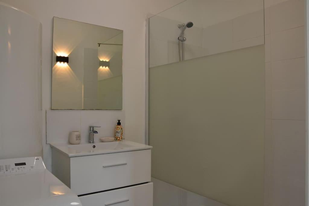 Apartmán Gite De La Gare - Avec Parking Hesdigneul-les-Boulogne Exteriér fotografie